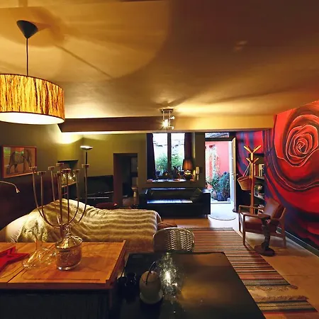 Apartment Barbary Lane House