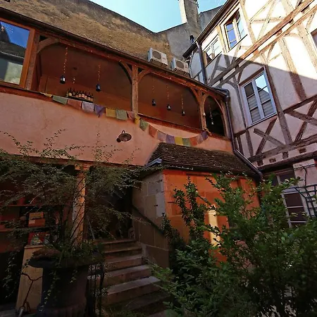 Barbary Lane House